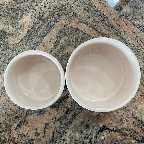 Rae Dunn Salsa/Guac Bowl Set - Picture 4 of 4